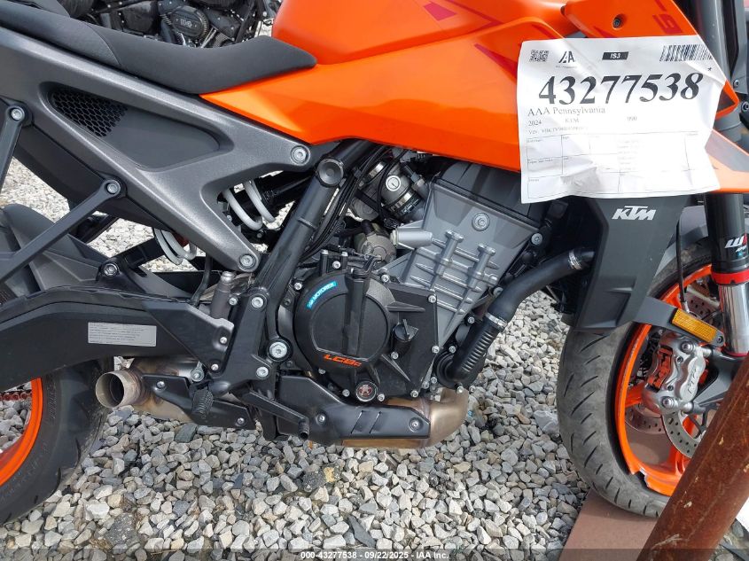 2024 Ktm 990 Duke VIN: VBKTV9405RM994971 Lot: 43277538