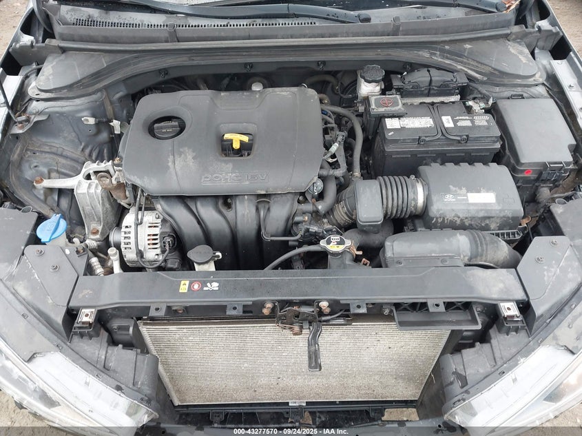 2019 HYUNDAI ELANTRA SE - 5NPD74LF4KH497077