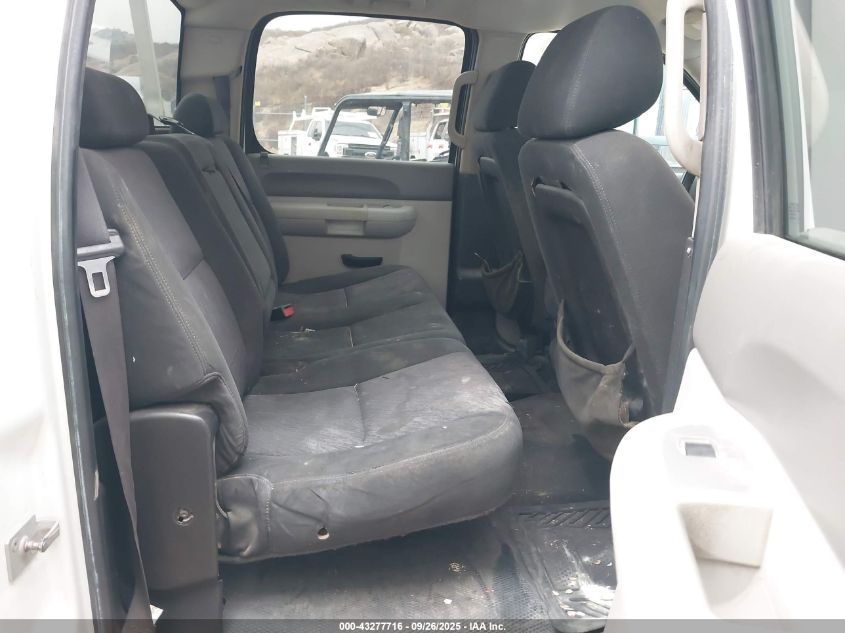 2010 Chevrolet Silverado 3500Hd Work Truck VIN: 1GB7CZBK0AF143641 Lot: 43277716