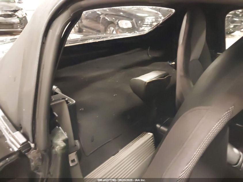 2002 Mazda Mx-5 Miata Cloth/Ls/Se VIN: JM1NB353020230905 Lot: 43277768