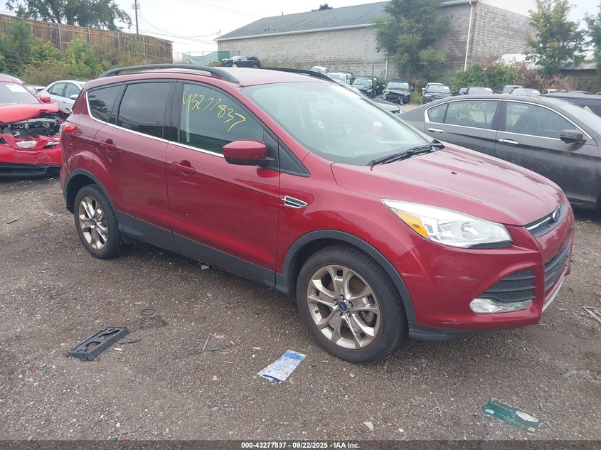 2015 FORD ESCAPE SE - 1FMCU9G99FUA52458