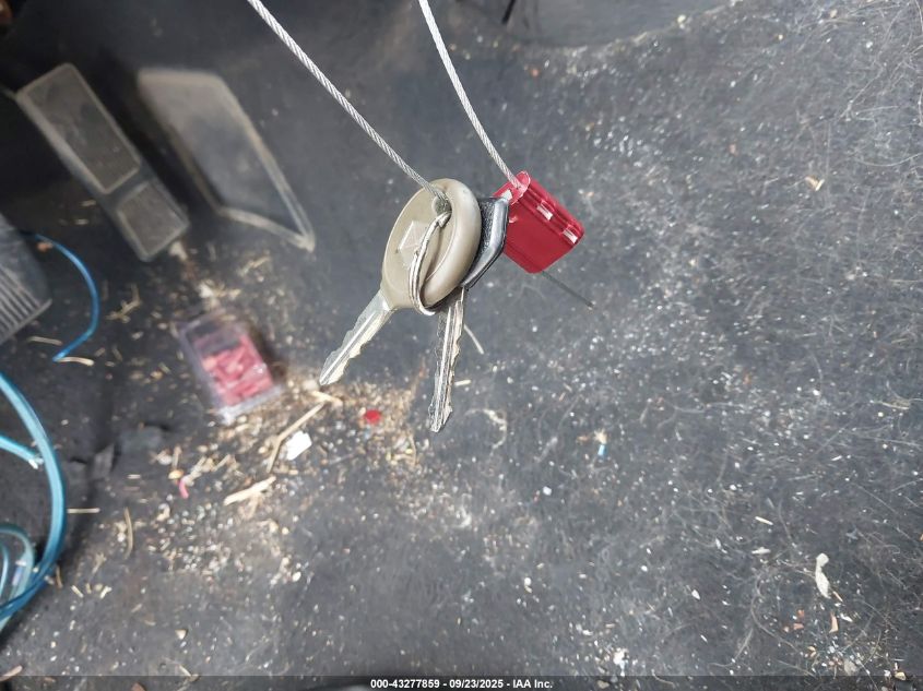 2002 Jeep Grand Cherokee Overland VIN: 1J8GW68J82C154138 Lot: 43277859