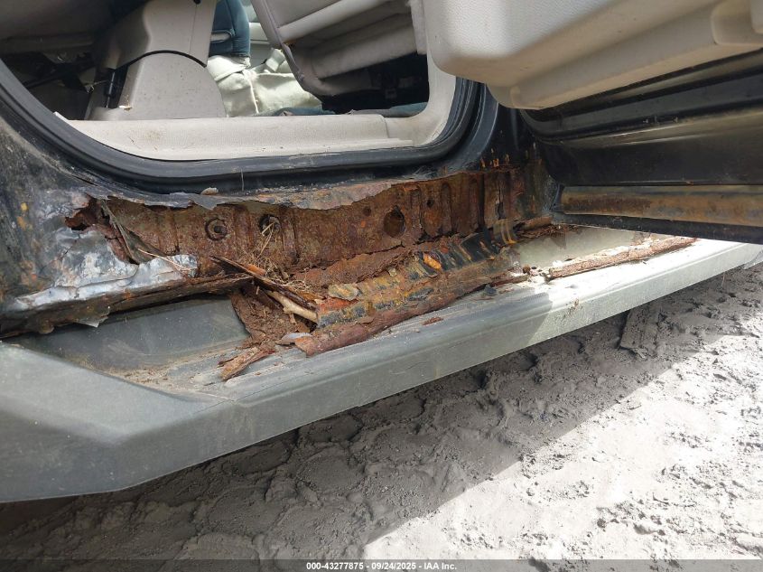 2008 Ford Expedition Xlt VIN: 1FMFU165X8LA86625 Lot: 43277875