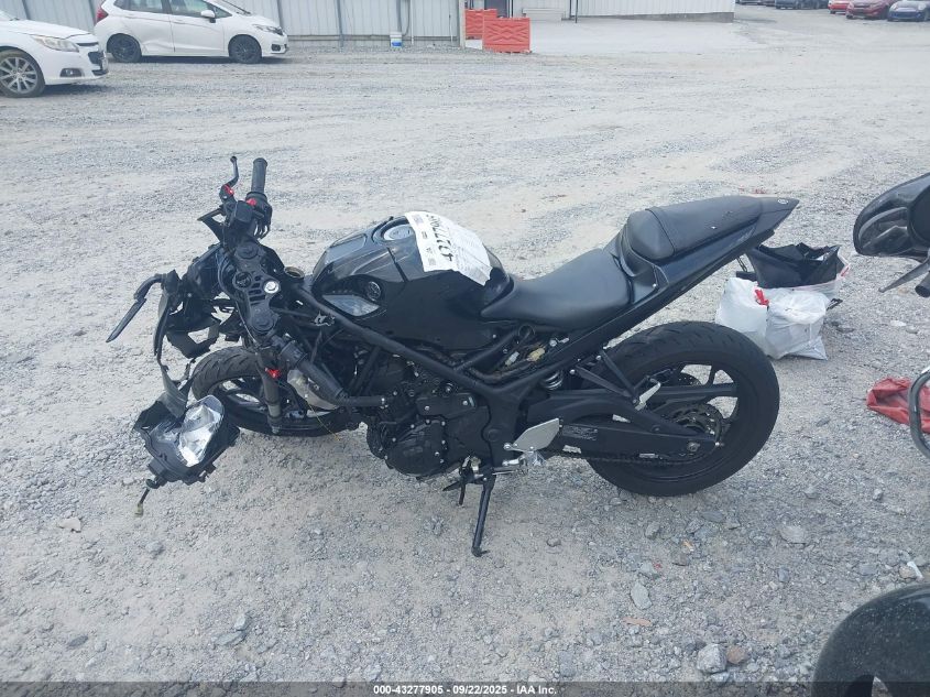 2021 Yamaha Yzfr3 A VIN: MH3RH18Y7MK008009 Lot: 43277905