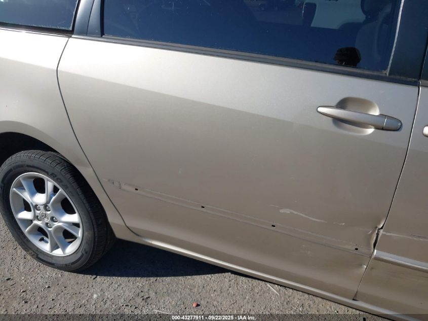 2004 Toyota Sienna Le VIN: 5TDBA23CX4S011470 Lot: 43277911