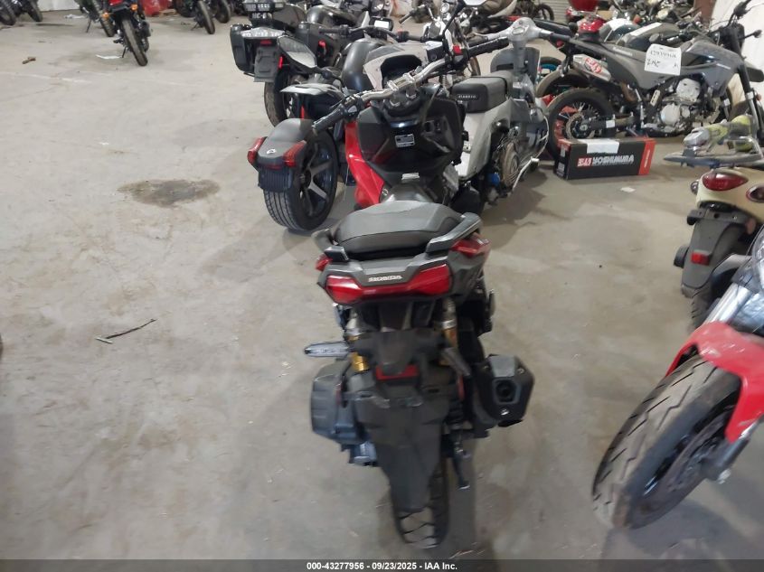 2023 Honda Adv150 A VIN: MLHKF3858P5200756 Lot: 43277956