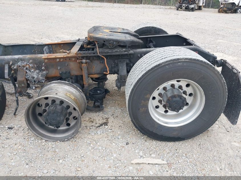 2015 Volvo Vn Vnl VIN: 4V4NC9TH7FN916788 Lot: 43277959