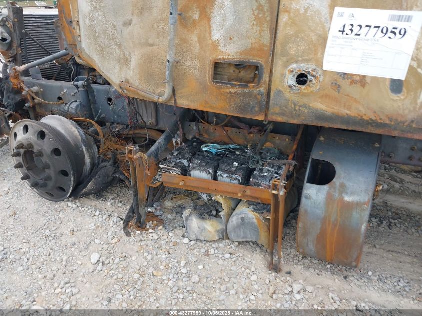 2015 Volvo Vn Vnl VIN: 4V4NC9TH7FN916788 Lot: 43277959