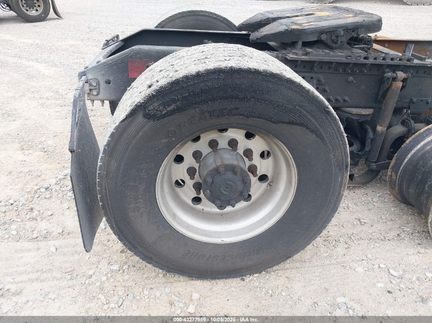 2015 Volvo Vn Vnl VIN: 4V4NC9TH7FN916788 Lot: 43277959