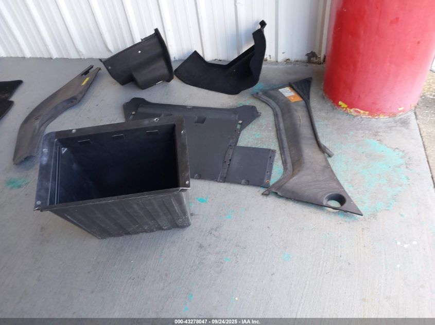 2013 Tesla Model S VIN: 5YJSA1DN2DFP17430 Lot: 43278047