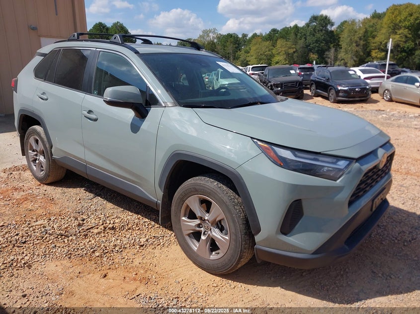 TOYOTA RAV4 XLE