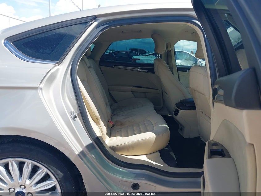 2015 Ford Fusion Hybrid Se VIN: 3FA6P0LU9FR185622 Lot: 43278131