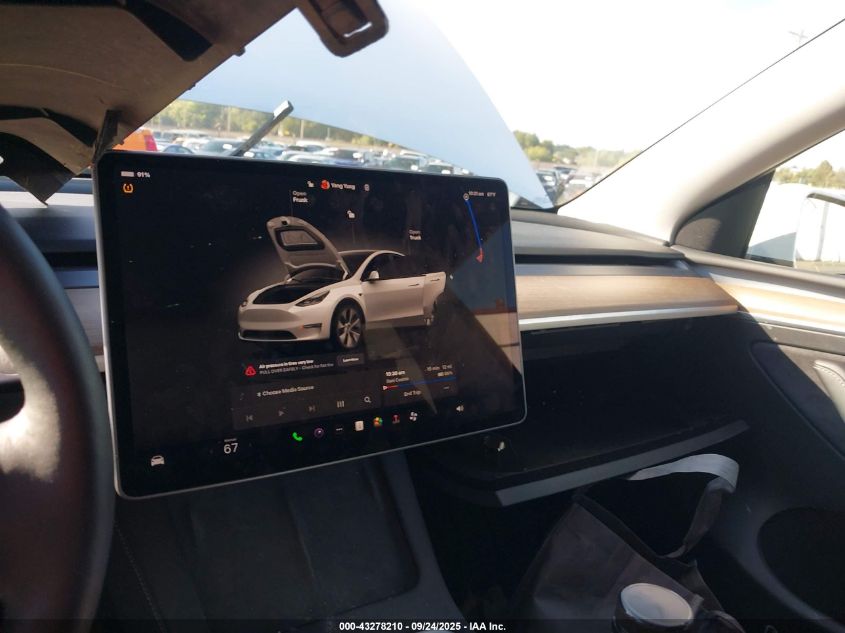 2023 Tesla Model Y Awd/Long Range Dual Motor All-Wheel Drive VIN: 7SAYGDEE5PF755573 Lot: 43278210