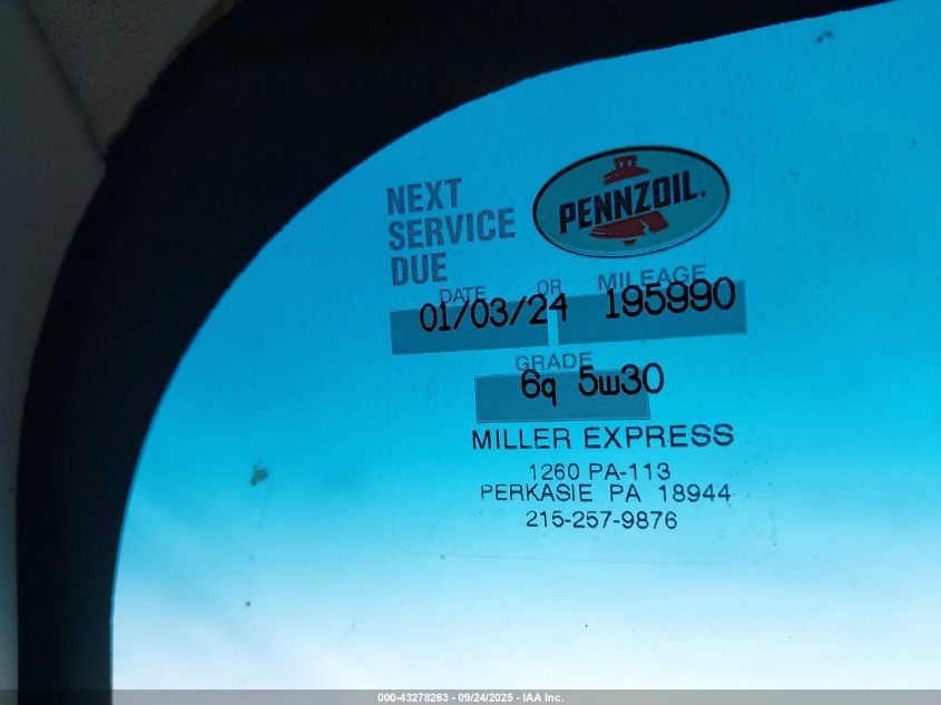 2004 Cadillac Escalade Standard VIN: 1GYEK63N84R287562 Lot: 43278263