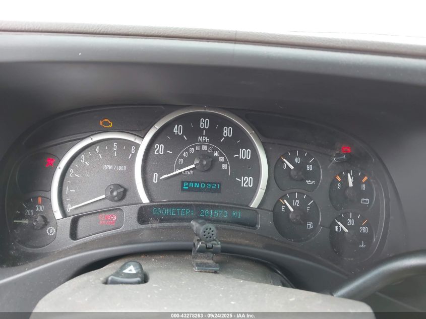 2004 Cadillac Escalade Standard VIN: 1GYEK63N84R287562 Lot: 43278263