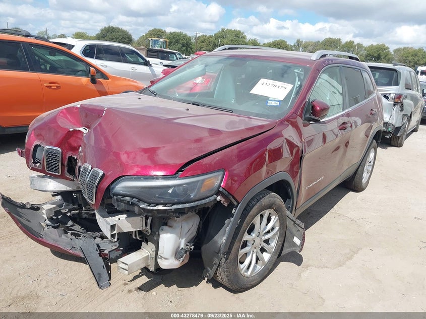 VIN 1C4PJLCB3KD176725 2019 JEEP CHEROKEE LATITUDE FWD