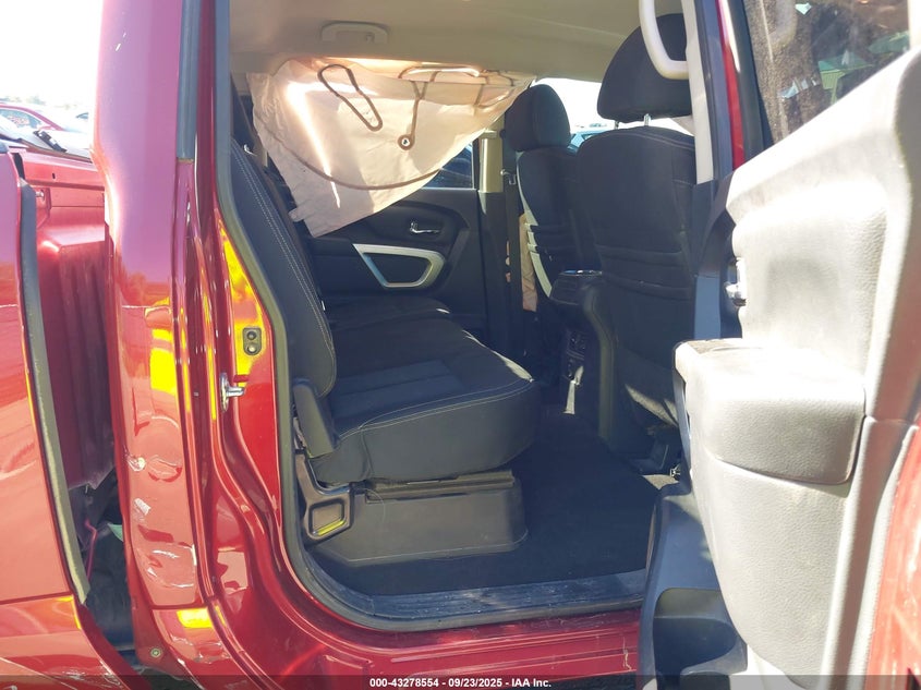 2017 NISSAN TITAN SV - 1N6AA1E52HN568502