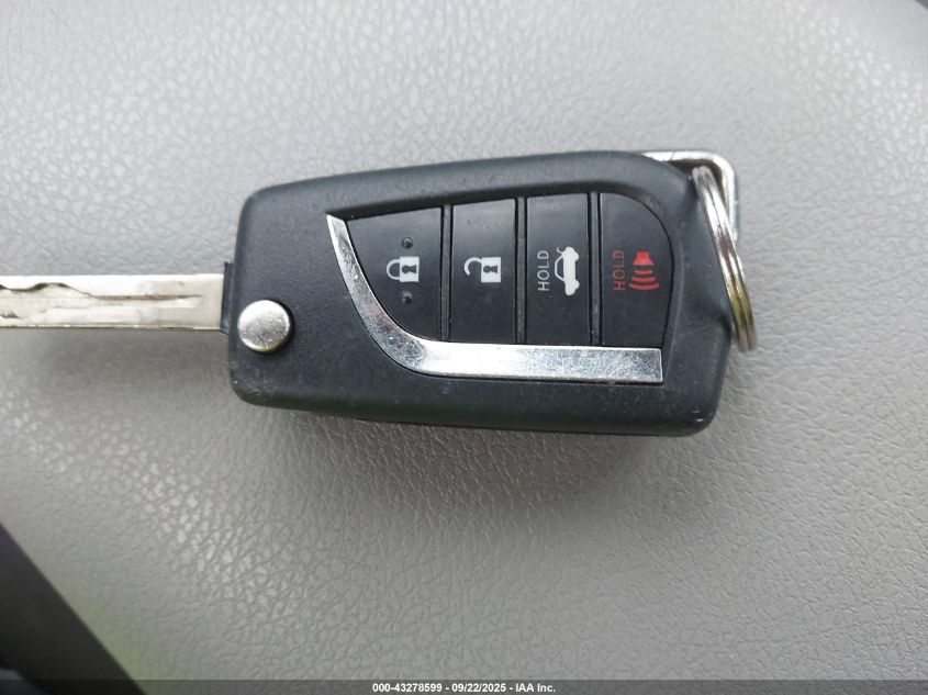 2019 Toyota Camry Le VIN: 4T1B11HK7KU851382 Lot: 43278599