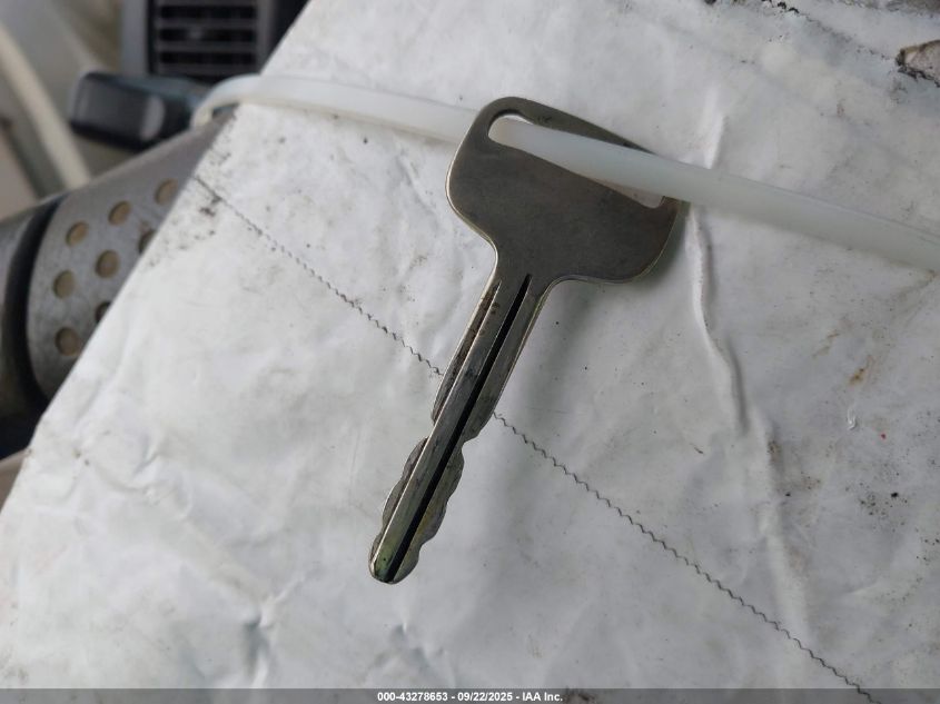 2002 Toyota Tacoma VIN: 5TEVL52N72Z064915 Lot: 43278653