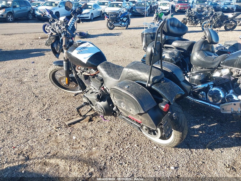 1HD1YYK19MB042600 2021 HARLEY-DAVIDSON STREET BOB photo no. 3
