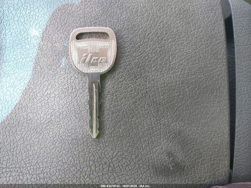 2004 Chevrolet Suburban 1500 Z71 VIN: 3GNFK16Z04G313753 Lot: 43278743