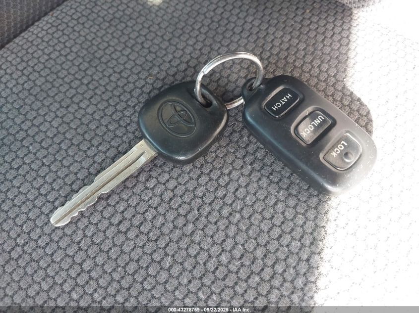 2006 Toyota Corolla Matrix Xr VIN: 2T1KR32E66C610024 Lot: 43278759