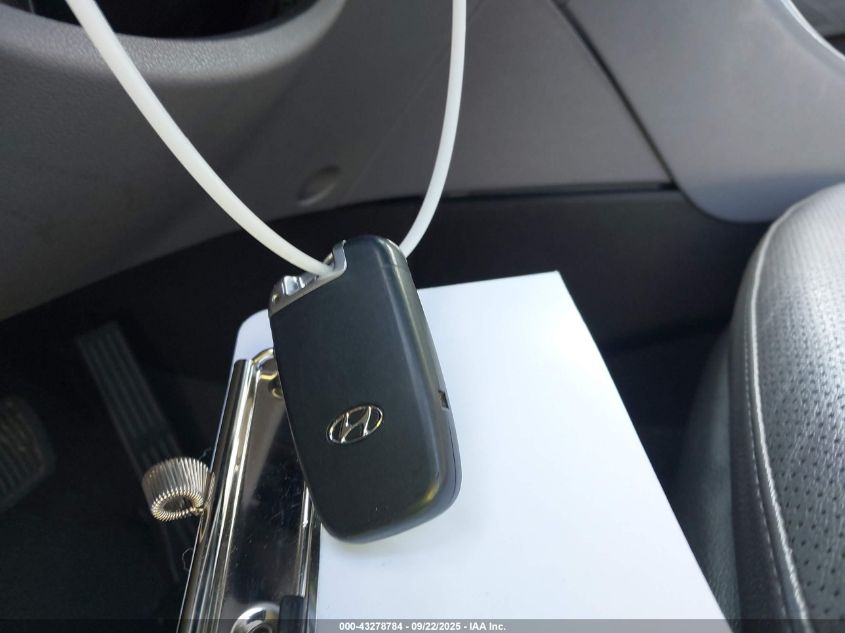 2013 Hyundai Sonata Hybrid VIN: KMHEC4A47DA051142 Lot: 43278784