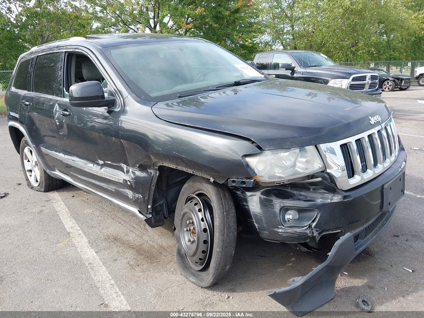 JEEP GRAND CHEROKEE LAREDO