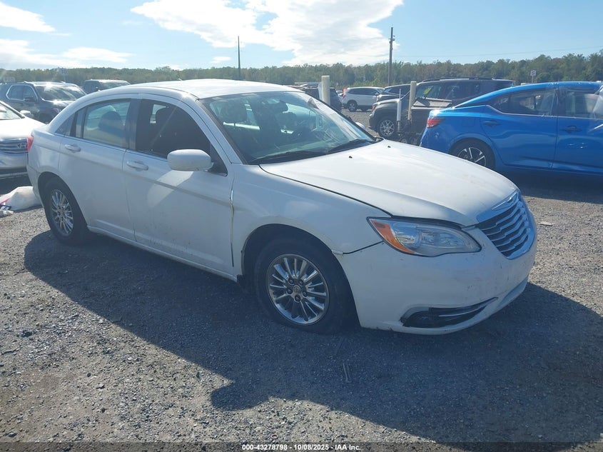 CHRYSLER 200 LX
