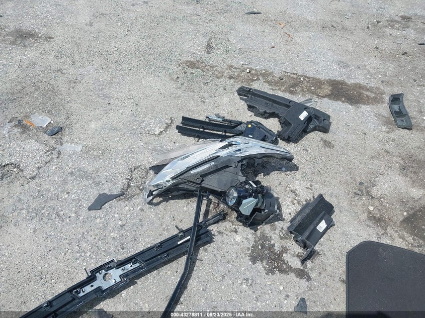 2020 CHEVROLET TRAVERSE FWD LS - 1GNERFKW3LJ272354