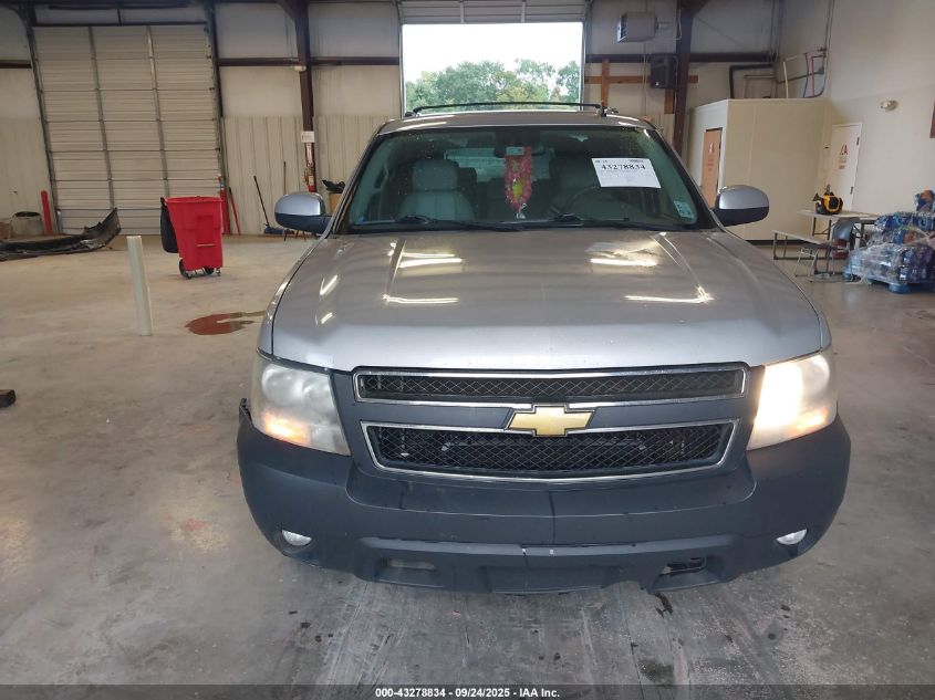 2008 Chevrolet Suburban 1500 Lt VIN: 1GNFC16098J193647 Lot: 43278834