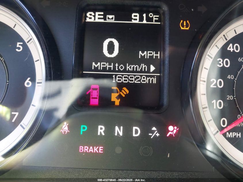 2017 Ram 1500 Express 4X2 6'4 Box VIN: 3C6JR6AG9HG645737 Lot: 43278845