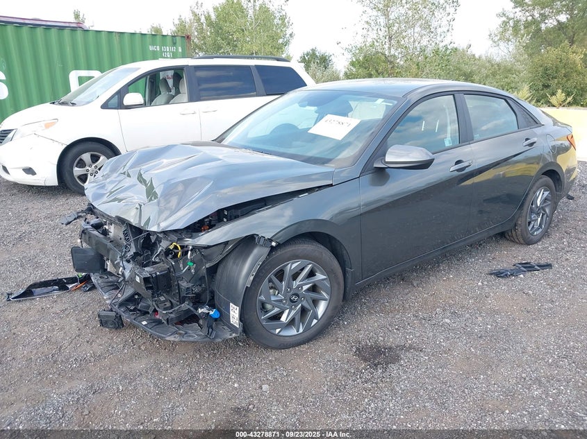 KMHLM4DJ5SU140872 2025 HYUNDAI ELANTRA photo no. 2