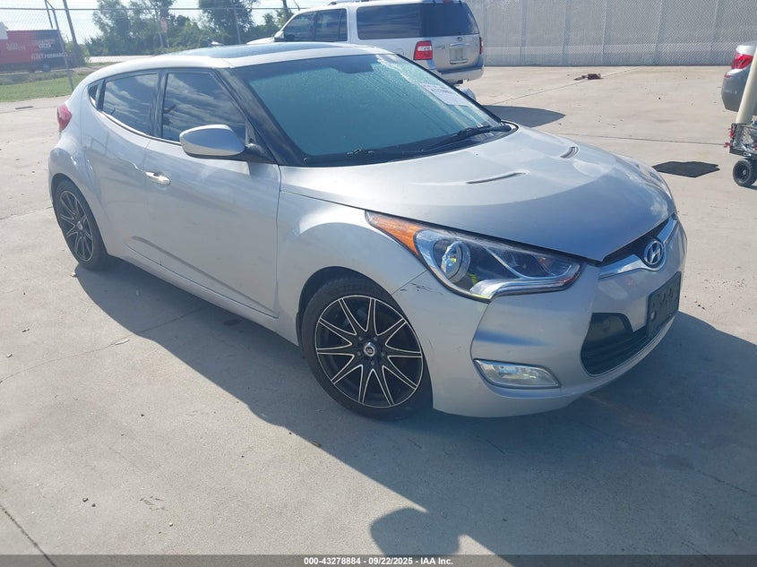 HYUNDAI VELOSTER BASE W/GRAY