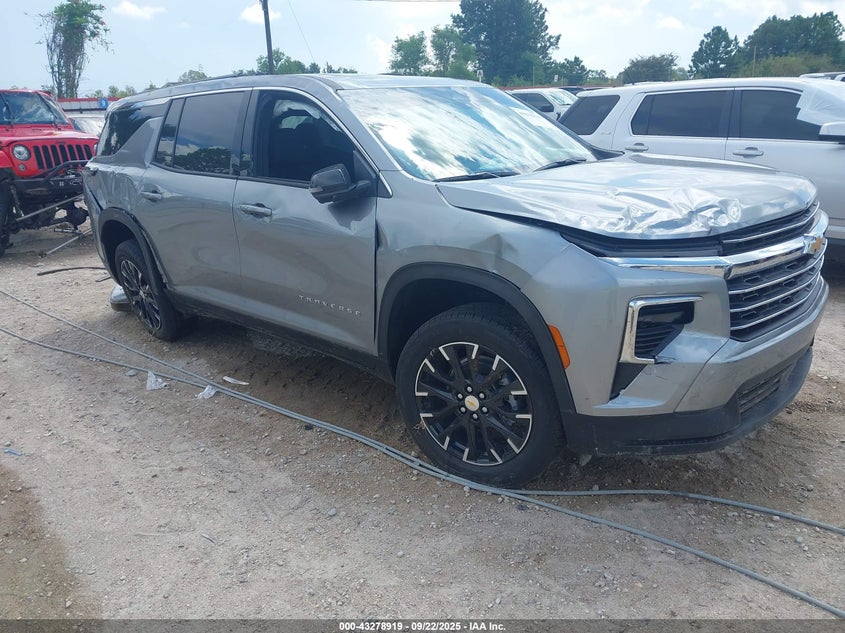 CHEVROLET TRAVERSE FWD LT