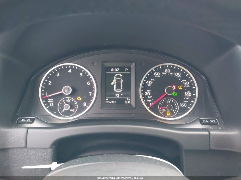 2017 Volkswagen Tiguan 2.0T/2.0T S VIN: WVGBV7AX9HK016742 Lot: 43278944