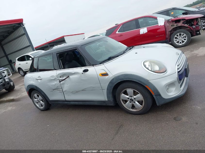 2015 Mini Hardtop Cooper VIN: WMWXS5C59FT833880 Lot: 43278997