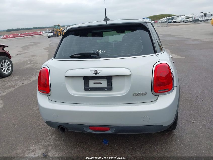 2015 Mini Hardtop Cooper VIN: WMWXS5C59FT833880 Lot: 43278997