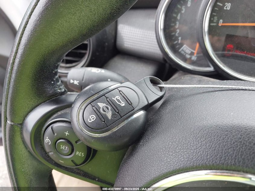 2015 Mini Hardtop Cooper VIN: WMWXS5C59FT833880 Lot: 43278997