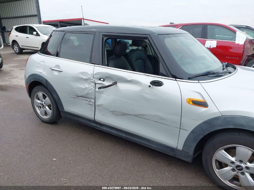 2015 Mini Hardtop Cooper VIN: WMWXS5C59FT833880 Lot: 43278997