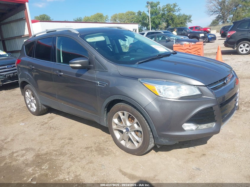 FORD ESCAPE TITANIUM