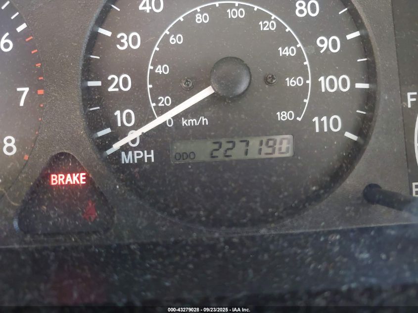 2002 Toyota Corolla Ce/Le/S VIN: 2T1BR12E12C548885 Lot: 43279028