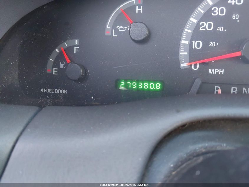 2002 Ford F-150 Xl/Xlt VIN: 1FTRX17252NB27722 Lot: 43279031