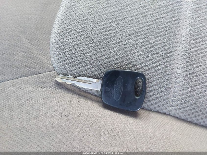 2002 Ford F-150 Xl/Xlt VIN: 1FTRX17252NB27722 Lot: 43279031