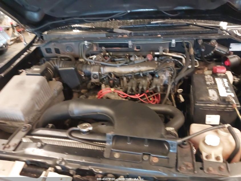 2002 Mitsubishi Montero Limited VIN: JA4MW51R42J026327 Lot: 43279130