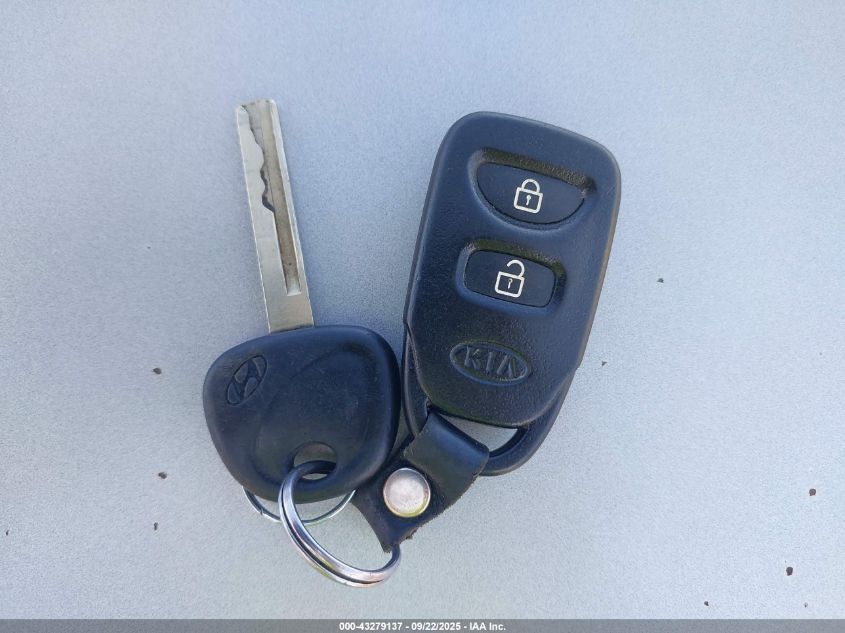 2012 Hyundai Accent Gls VIN: KMHCT4AE1CU255352 Lot: 43279137