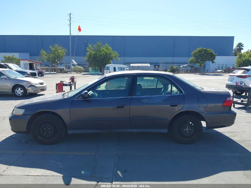 1999 Honda Accord Lx VIN: JHMCG5647XC052121 Lot: 43279145