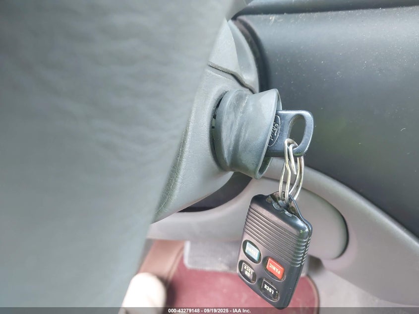 1997 Ford Taurus Gl VIN: 1FALP52U8VA190725 Lot: 43279148