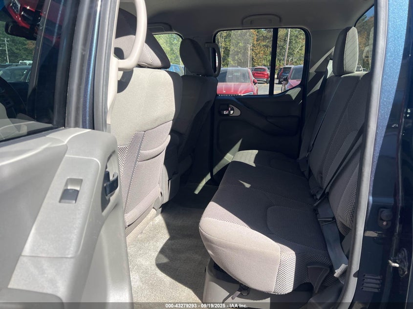 2013 NISSAN FRONTIER S/SV/SL/PRO-4X - 1N6AD0EV9DN713983