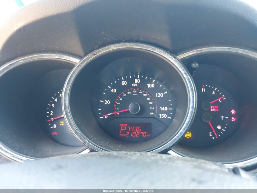 2011 Kia Sorento Lx VIN: 5XYKT3A1XBG073012 Lot: 43279327